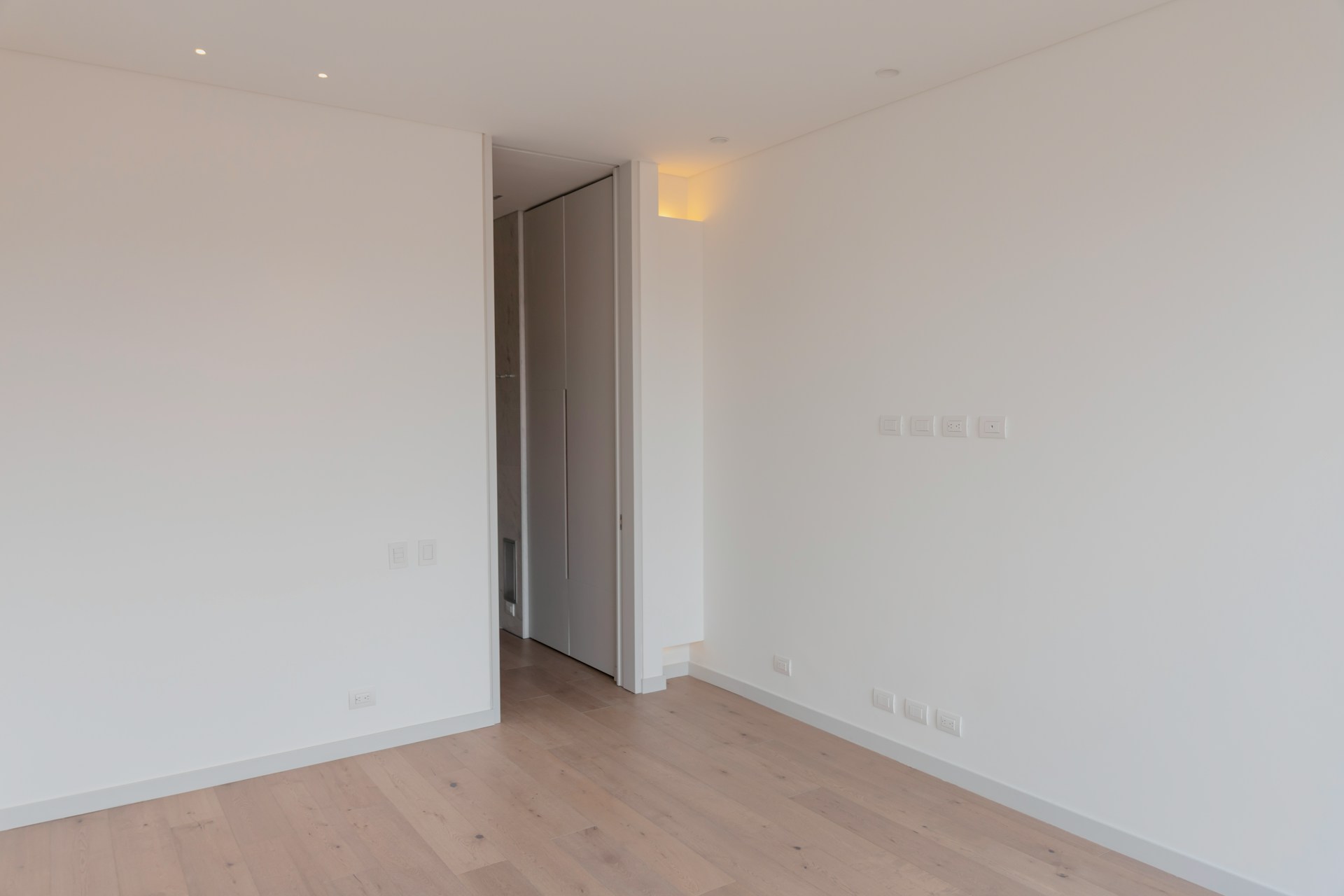 Clean room with hardwood floors